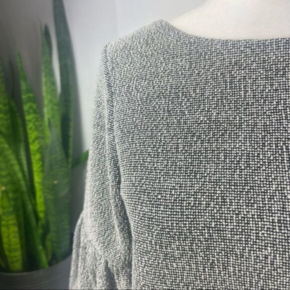 BANANA REPUBLIC Womens Medium Bell Sleeve Gray Top - Picture 9 of 11